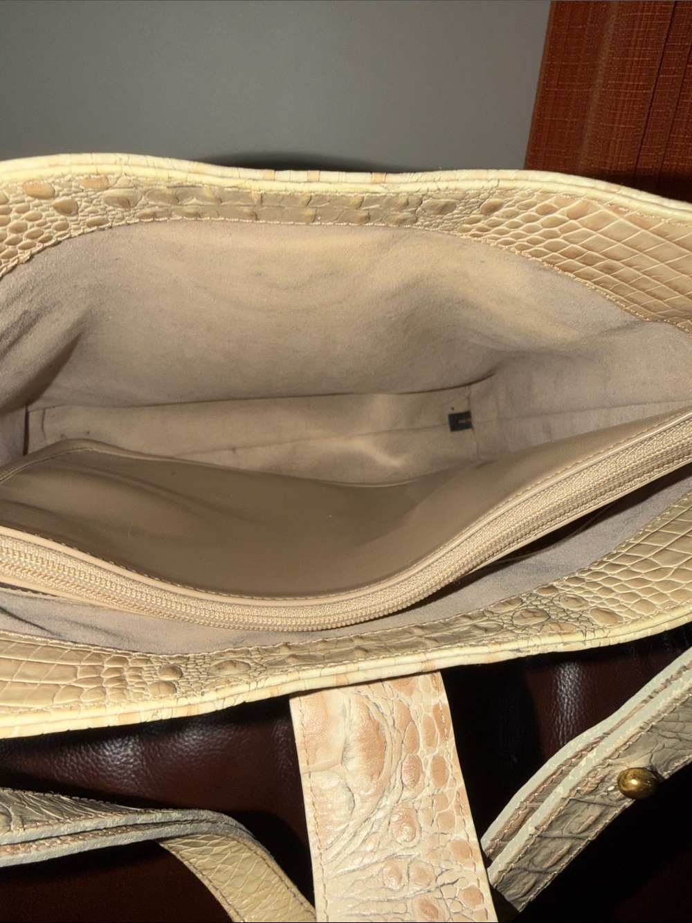 ‼️Brahmin Croc Embossed Leather Shoulder Bag - Picture 12 of 12